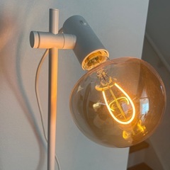 IKEA フロアランプ  照明  新品未使用の画像