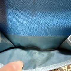 美品✨プラダ メタルロゴ セレステ サフィアーノ 三つ折り財布 RFIDの画像