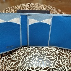 美品✨プラダ メタルロゴ セレステ サフィアーノ 三つ折り財布 RFIDの画像