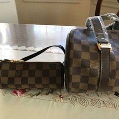 ツインバックの画像