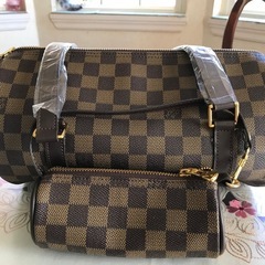 ツインバックの画像