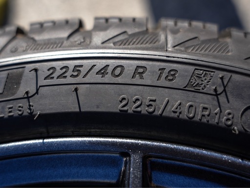 【新品未使用品】スタッドレスタイヤ/ミシュラン製X-ICE SNOW /225/40/r18