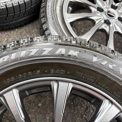 美品 スタッドレスセット アクア、フィット、シャトル など AIRNOVAの画像