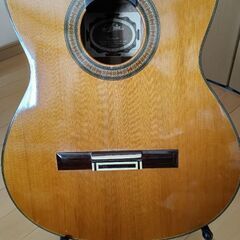 アリアのクラシックギター手工品でがっちりしてます。最終値下げです。の画像