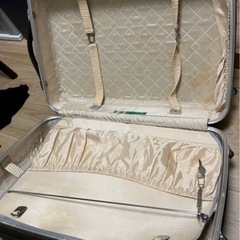 トランク【100円プレゼント引き取ってくれたら
】の画像