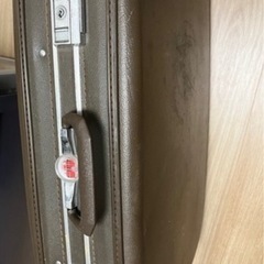 トランク【100円プレゼント引き取ってくれたら
】の画像