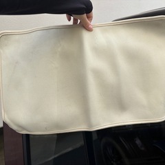 車の防水シートの画像