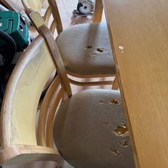 食卓テーブルの画像