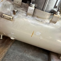 マキタ　コンプレッサー　ジャンクの画像