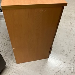 I2512-190 木製4段チェスト キズあり 中古の画像