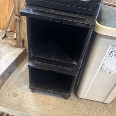 　　ゴミ箱、ゲーム機などの画像