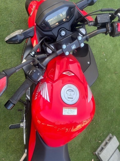 CB250F  　走行距離3386km   　25万→22万
値下げました
