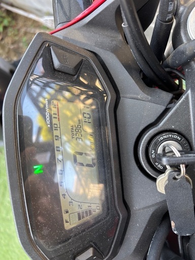 CB250F  　走行距離3386km   　25万→22万
値下げました