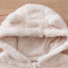 新品未使用🌸3-6M  もこもこアウター！値下げしました⭕️の画像