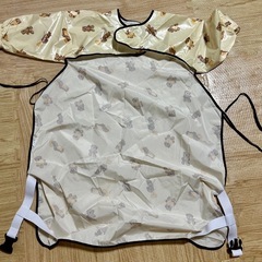 未使用　テマロン　お食事エプロン　の画像