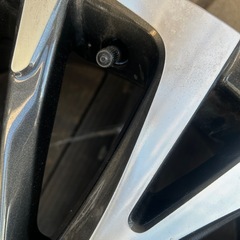 ヤリスクロス　18インチ純正アルミホイール　一本分の画像