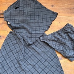 レディース水着4点セットとラッシュガード1枚の画像