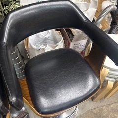 カウンター椅子美品の画像