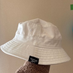 Reebok ホワイトの画像