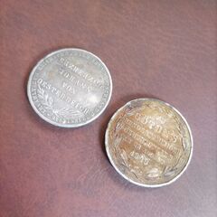 銀貨2枚の画像