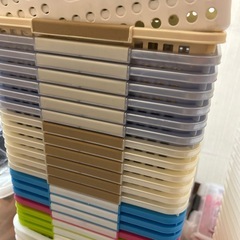 A4収納ケース　多数の画像