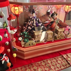 雛人形ケース飾りの画像