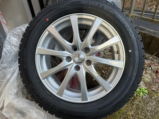 【最終値下げ!!】ダンロップスタッドレスアルミセット215/60R17