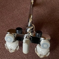 2ハンドルシャワーバス水栓の画像