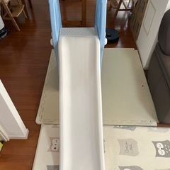 室内滑り台の画像