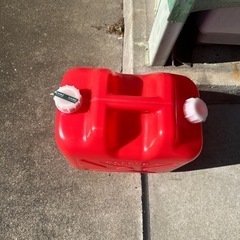 新品の灯油缶の画像