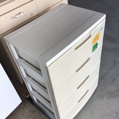 ●販売終了●4段プラチェスト　プラケース　衣装ケース　中古品の画像