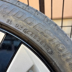 受付終了　トヨタ　50プリウス　純正　アルミタイヤ　セットの画像