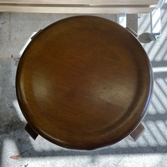 丸椅子 高さ42cm 直径32cmの画像