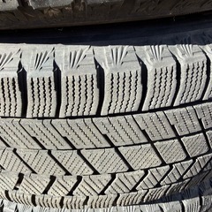 ◎スタッドレスタイヤ ホイル付  ブリヂストン VRX3　185/60/16 日産ノートで使用の画像