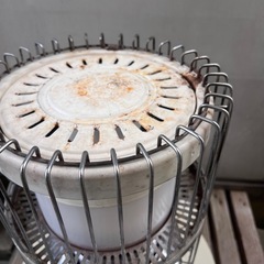 トヨトミストーブ　ストーブ　暖房器具　キャンプ
の画像