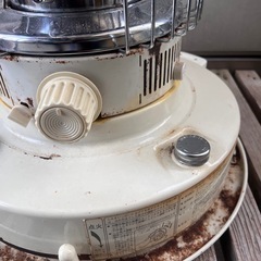 トヨトミストーブ　ストーブ　暖房器具　キャンプ
の画像