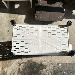 キャスター付き　キッチンワゴンの画像