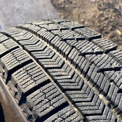 ① スタッドレス 155/65R14 東北6県無料配送対応‼️爆安超バリ溝❗ 国産ブリジストン VRX ❗ アルミ付き 国産 タイヤ !!　スタットレス　軽自動車　軽の画像