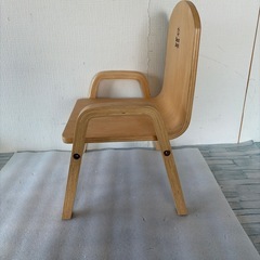 幼児用椅子の画像