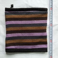 リバーシブル ネックウォーマー ストライプとブラック 男女兼用 フリーサイズの画像