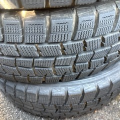 ダンロップスタッドレスタイヤの画像