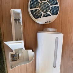 SHARP シャープ 加湿空気清浄機 KC-D70-Wの画像