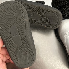 キッズスニーカーの画像