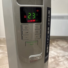 ‼️早い者勝ち‼️ デロンギ　オイルヒーター　ほぼ未使用品の画像