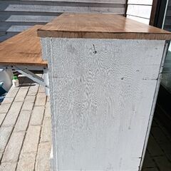 カウンターテーブルの画像