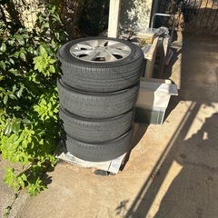 セレナc26  純正ホイールとタイヤ4本の画像