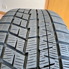 YOKOHAMA スタッドレスタイヤホイールの画像