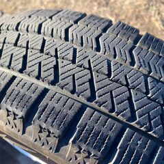 ② VRX2 スタッドレス 155/65R14 東北6県無料配送対応‼️爆安超バリ溝❗ 国産ブリジストン VRX2 ❗ アルミ付き 国産 タイヤ !!　スタットレス　軽自動車　軽の画像