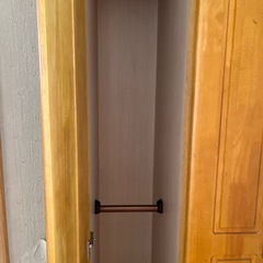 タンス本日引き取り来られる方。明日粗大ゴミに出しますの画像