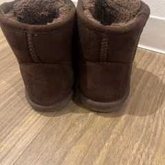 キッズ　ムートンブーツ　16センチの画像
